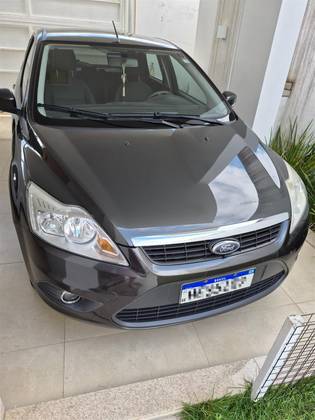 FORD FOCUS 1.6 GL 16V FLEX 4P MANUAL
